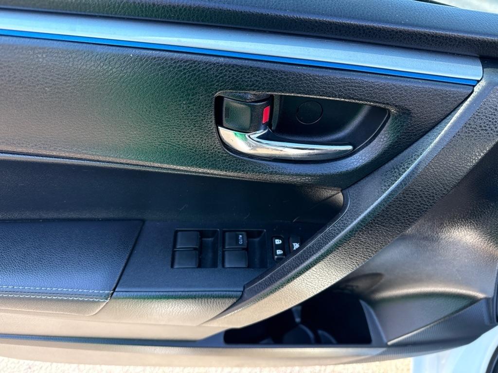 Toyota Corolla S Plus 6MT 2016