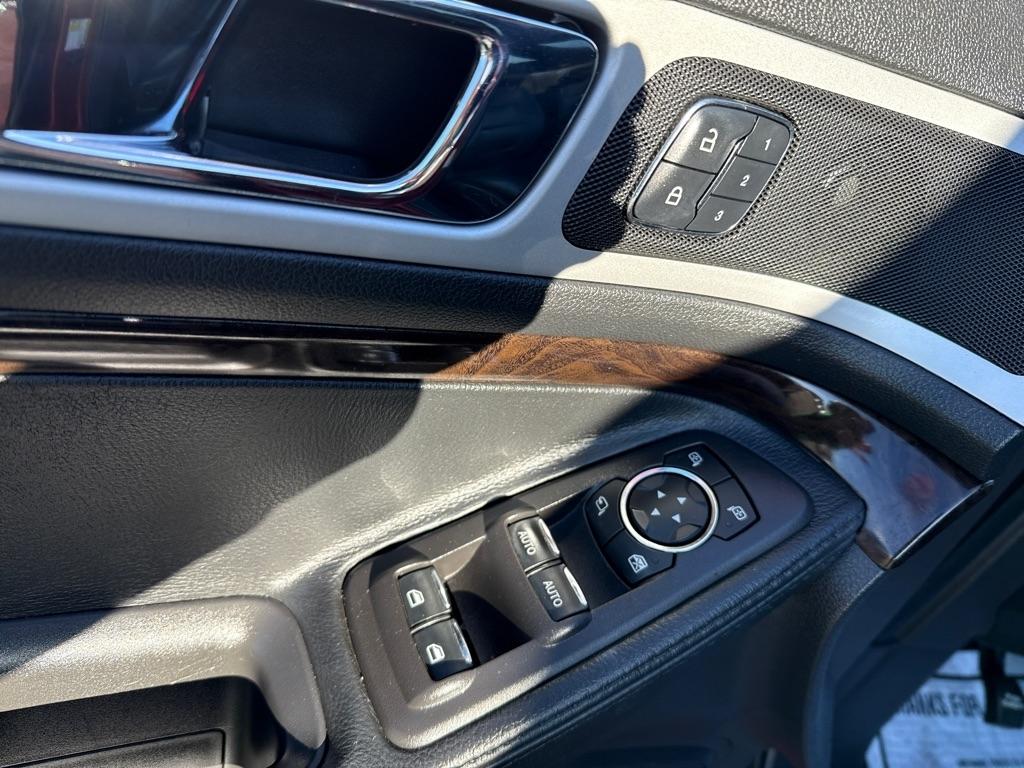 Ford Explorer Limited 4WD 2015