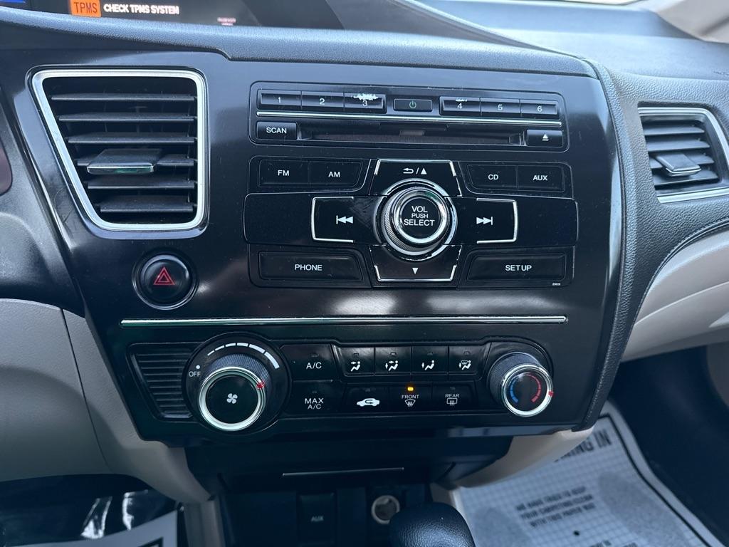 Honda Civic LX Sedan 5-Speed AT 2013