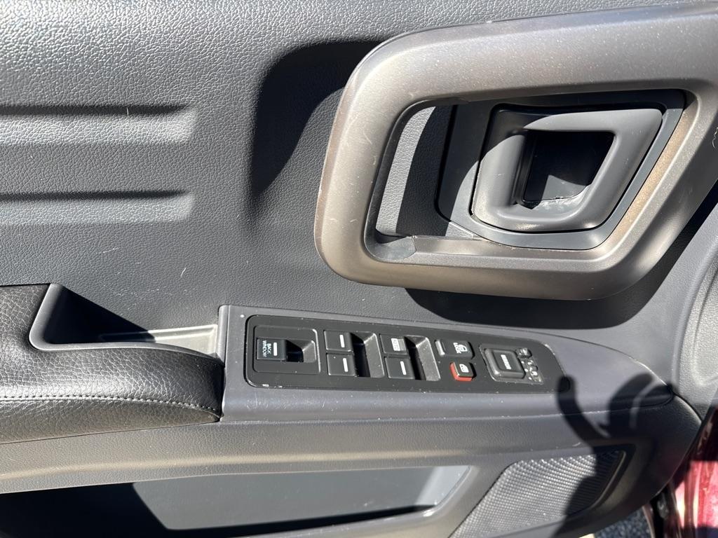 Honda Ridgeline 4WD Crew Cab RTL w/Leather 2011