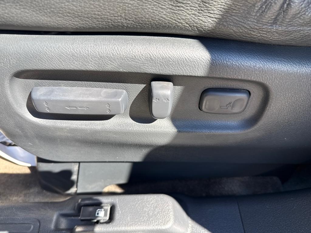 Honda Ridgeline 4WD Crew Cab RTL w/Leather 2011