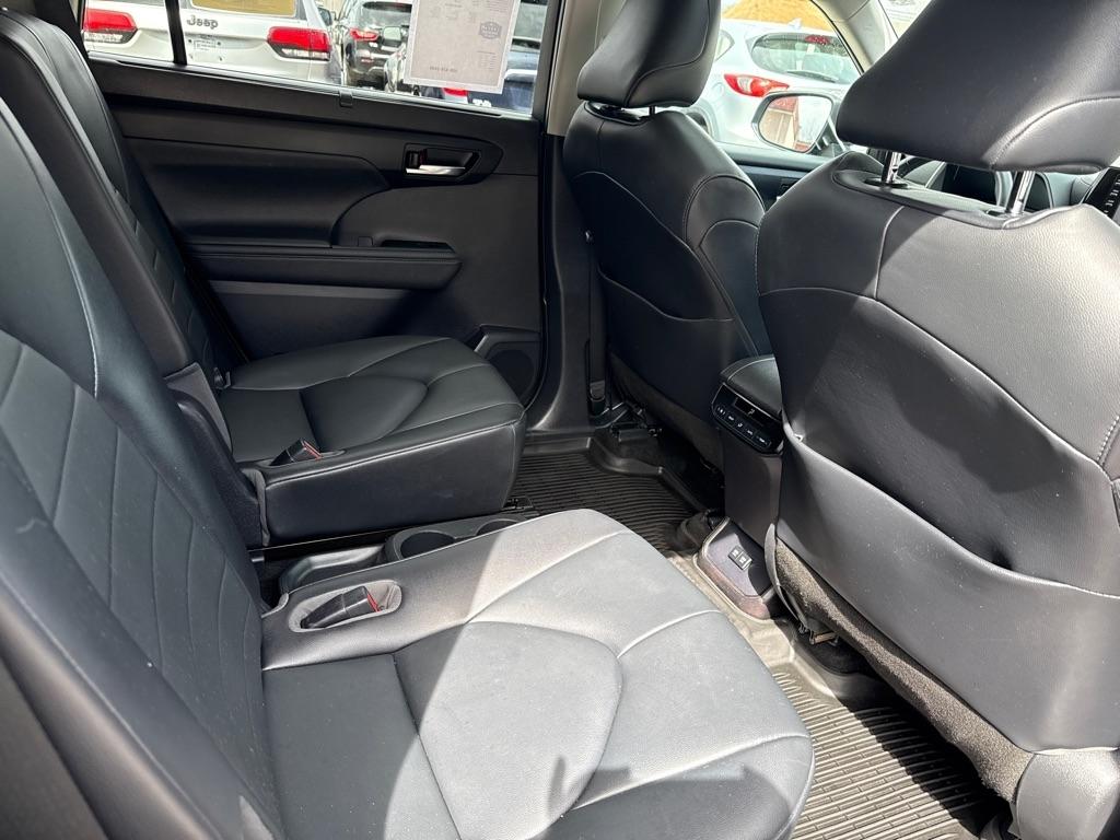 Toyota Highlander XLE Nav AWD V6 2020