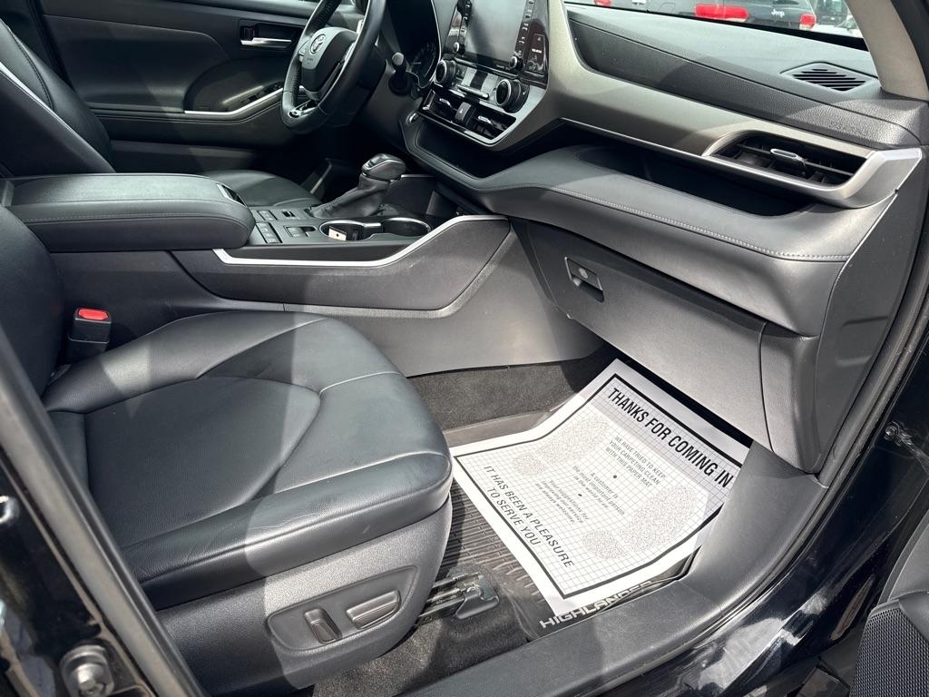 Toyota Highlander XLE Nav AWD V6 2020