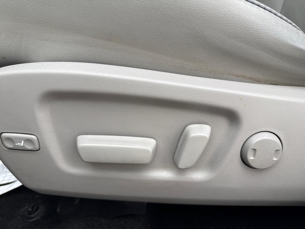 Toyota Highlander XLE Nav AWD V6 2017