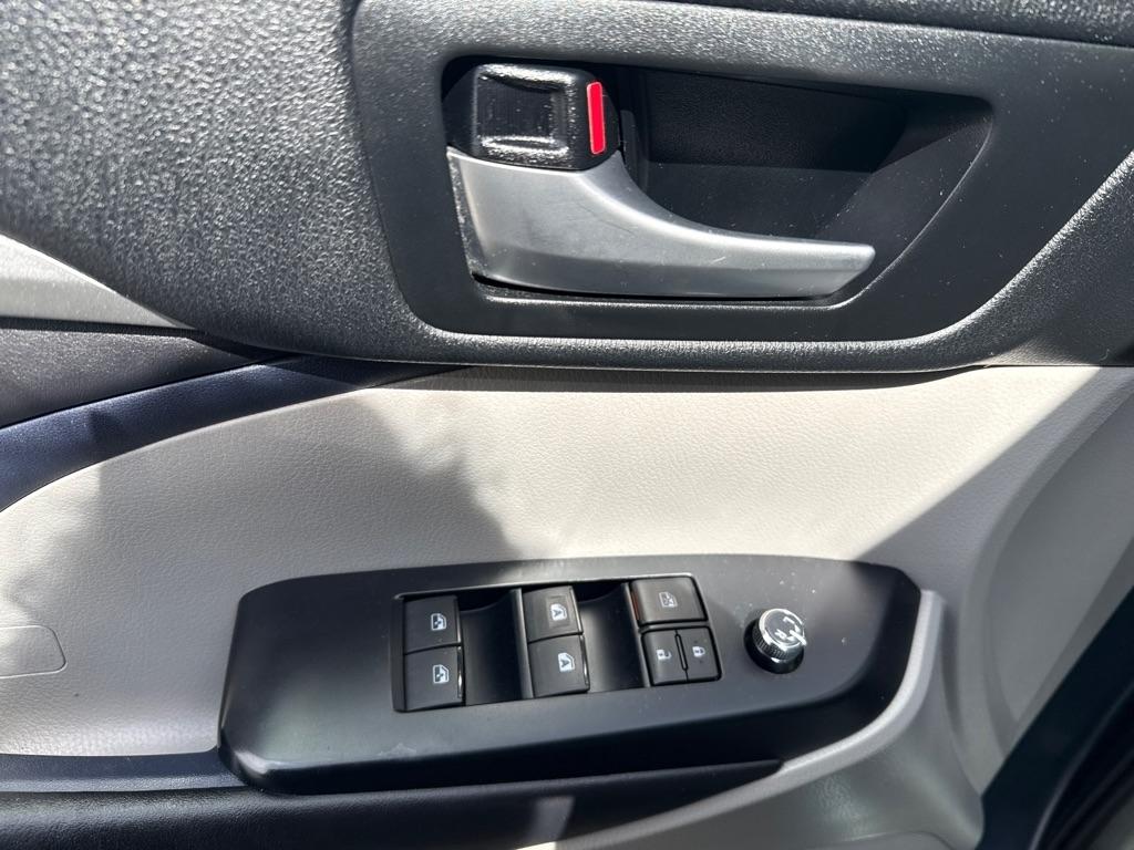 Toyota Highlander XLE Nav AWD V6 2017