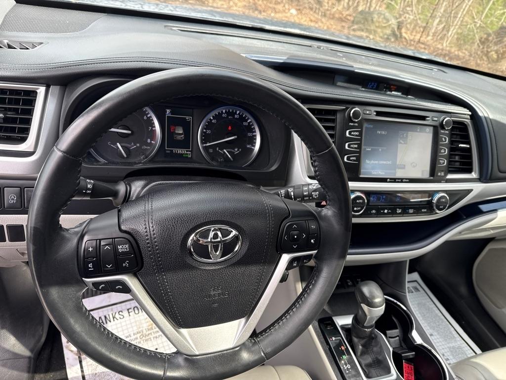 Toyota Highlander XLE Nav AWD V6 2017