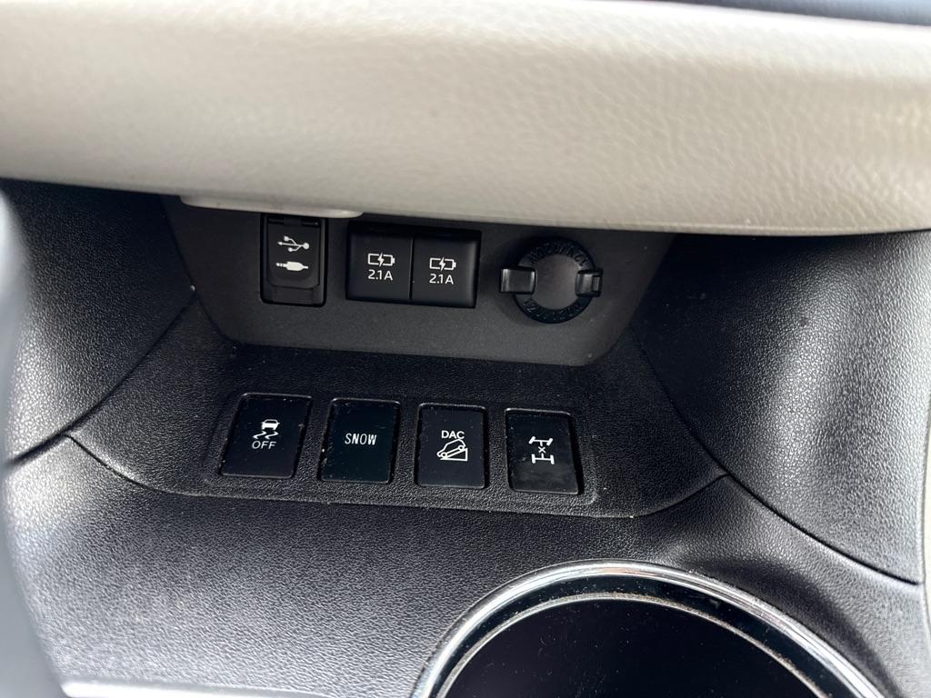 Toyota Highlander XLE Nav AWD V6 2017