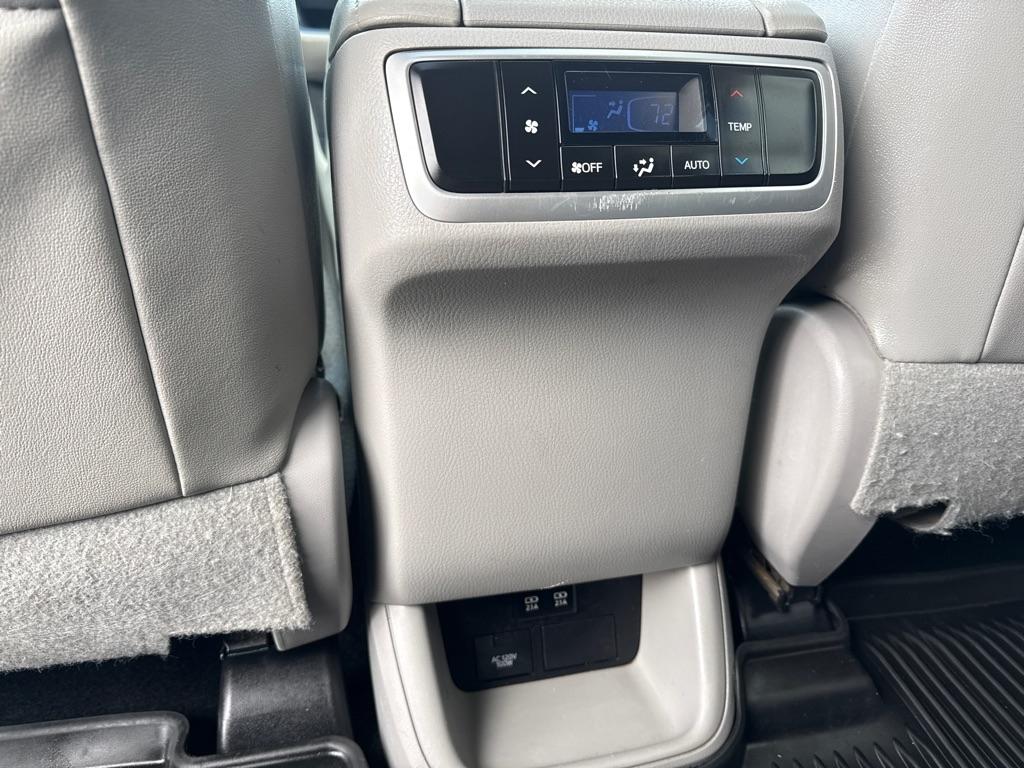 Toyota Highlander XLE Nav AWD V6 2017