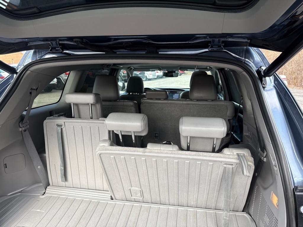 Toyota Highlander XLE Nav AWD V6 2017