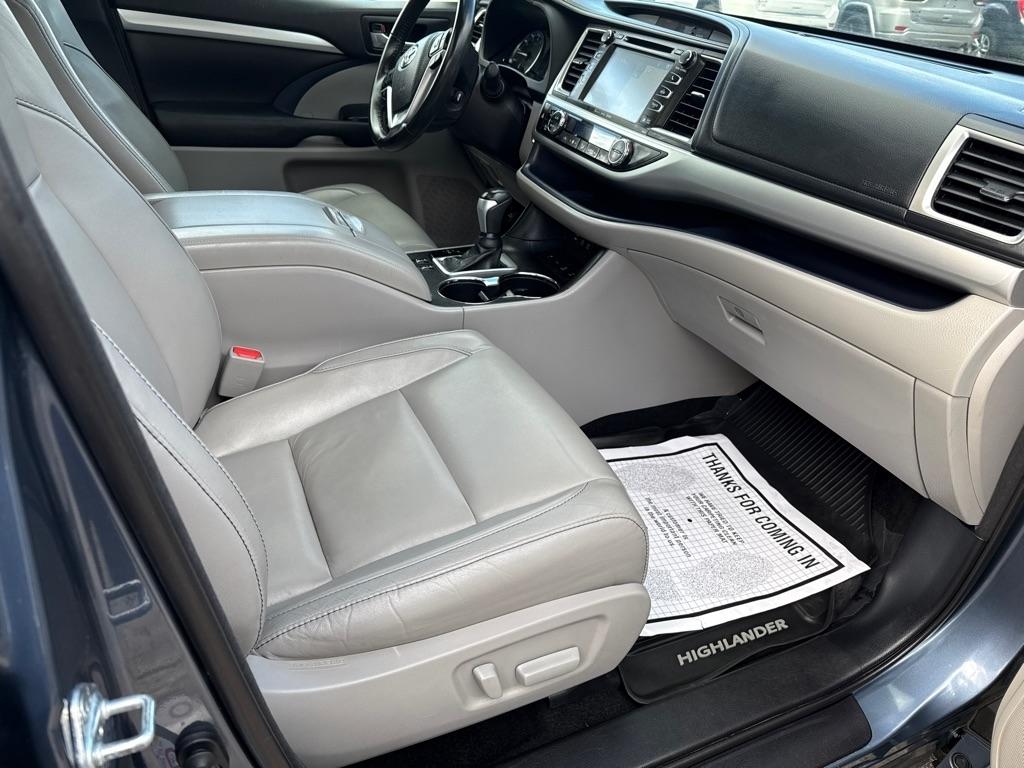 Toyota Highlander XLE Nav AWD V6 2017