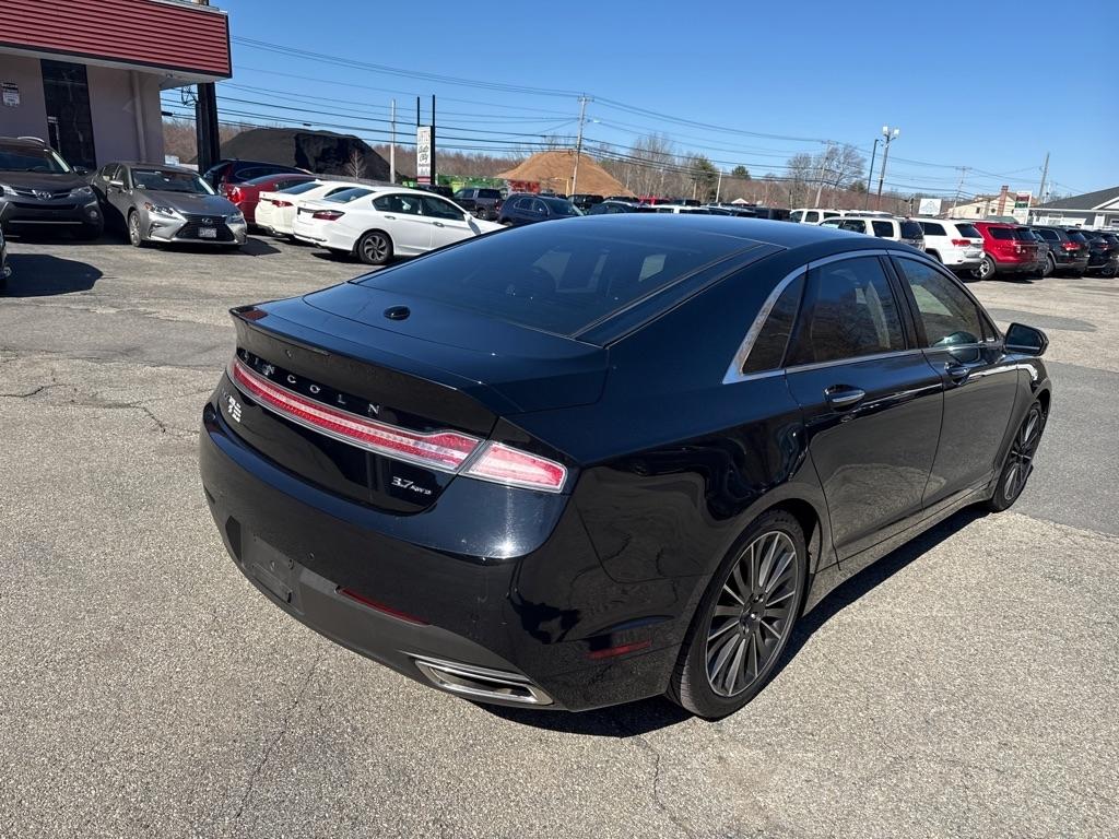Lincoln MKZ Reserve 4D Sedan AWD 2016
