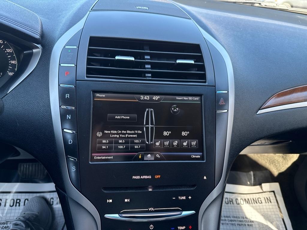 Lincoln MKZ Reserve 4D Sedan AWD 2016