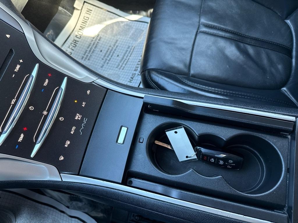 Lincoln MKZ Reserve 4D Sedan AWD 2016