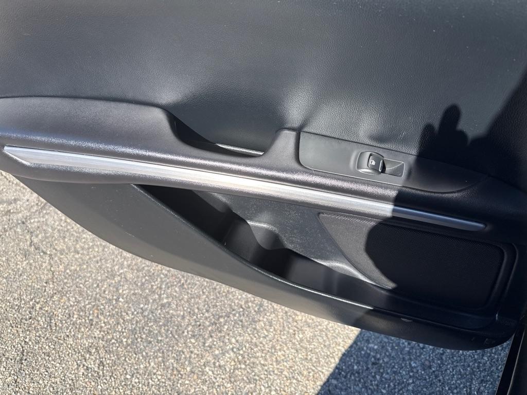 Lincoln MKZ Reserve 4D Sedan AWD 2016