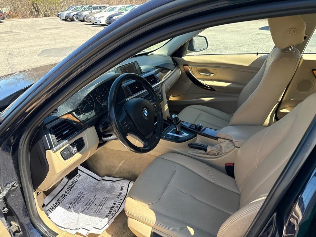 BMW 3-Series 320i xDrive 2014