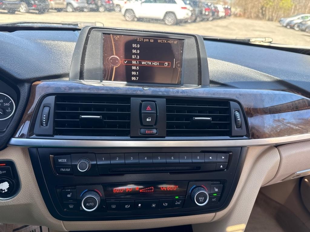 BMW 3-Series 320i xDrive 2014