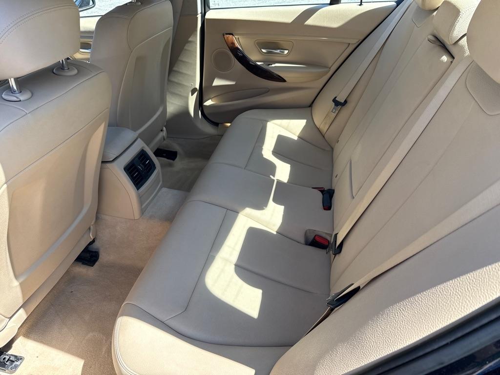 BMW 3-Series 320i xDrive 2014