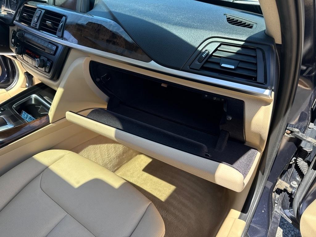 BMW 3-Series 320i xDrive 2014