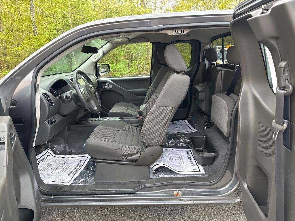 Nissan Frontier SV King Cab 4WD 2021
