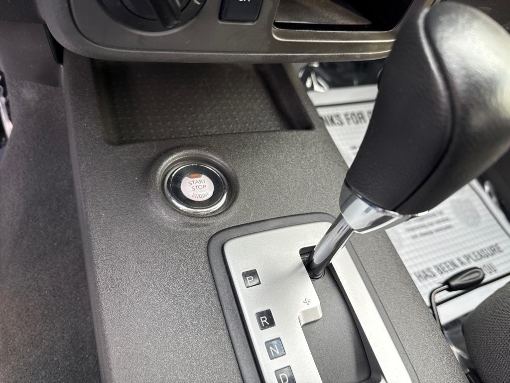 Nissan Frontier SV King Cab 4WD 2021