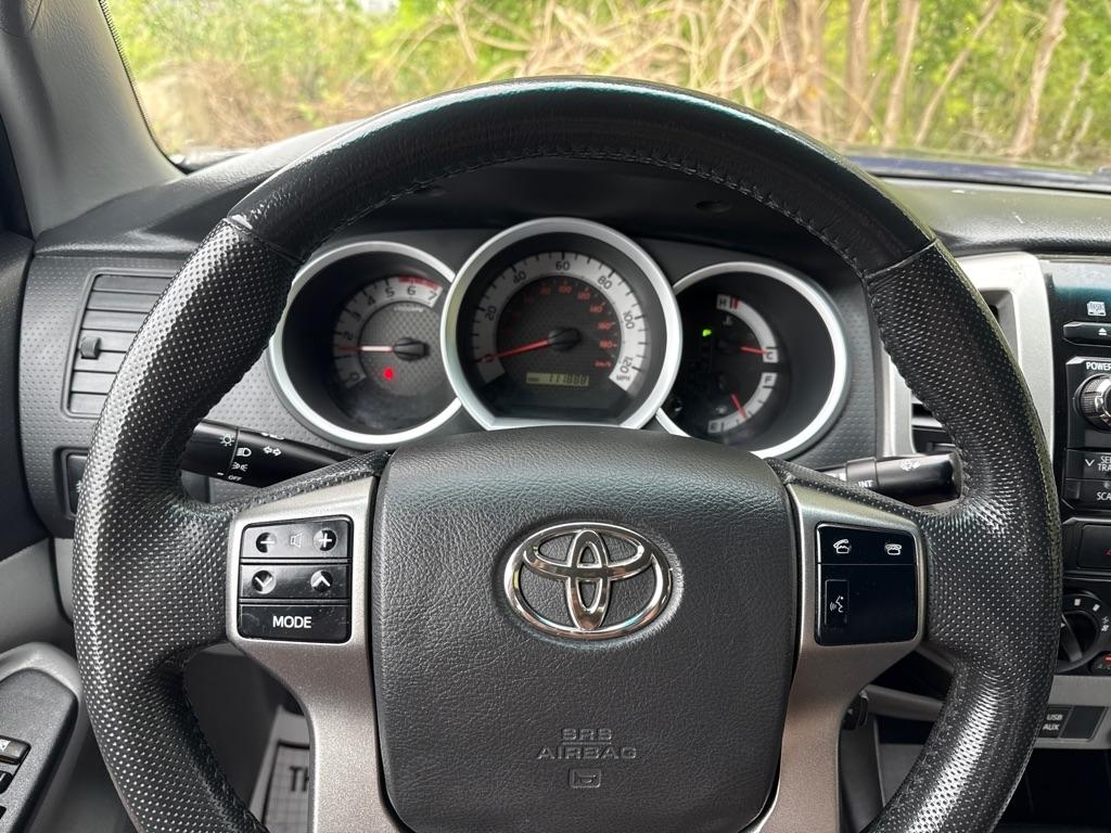 Toyota Tacoma SR5 Double Cab 4WD V6 2012