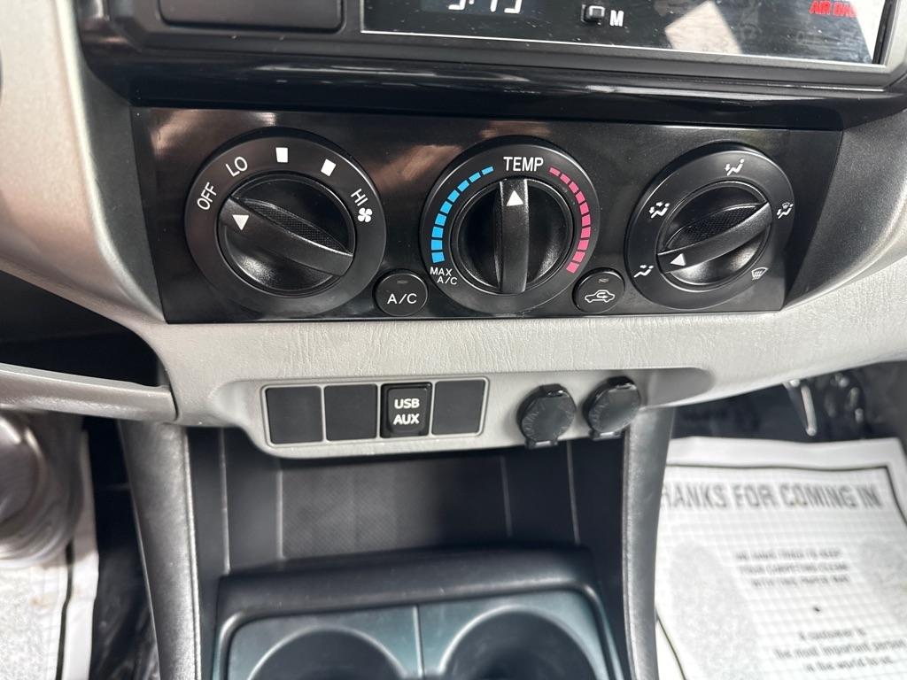 Toyota Tacoma SR5 Double Cab 4WD V6 2012