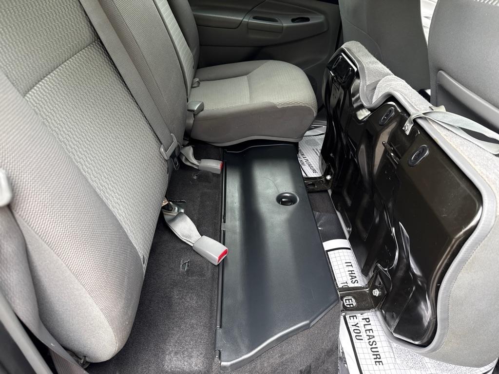 Toyota Tacoma SR5 Double Cab 4WD V6 2012