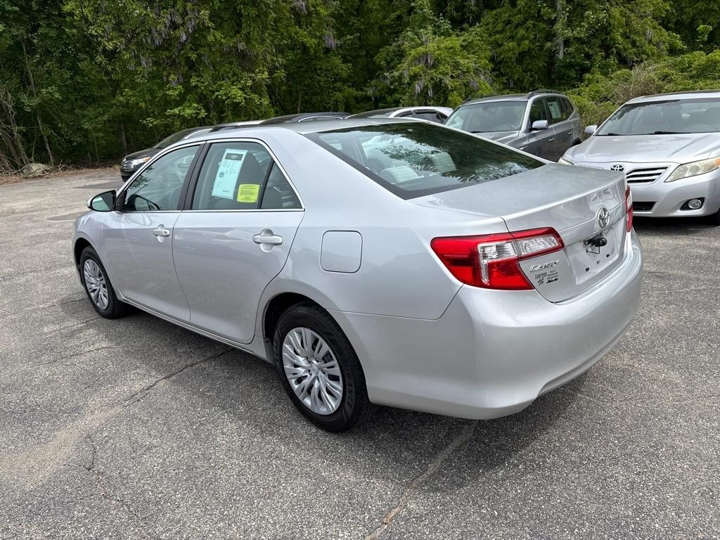 Toyota Camry LE Auto (Natl) 2014