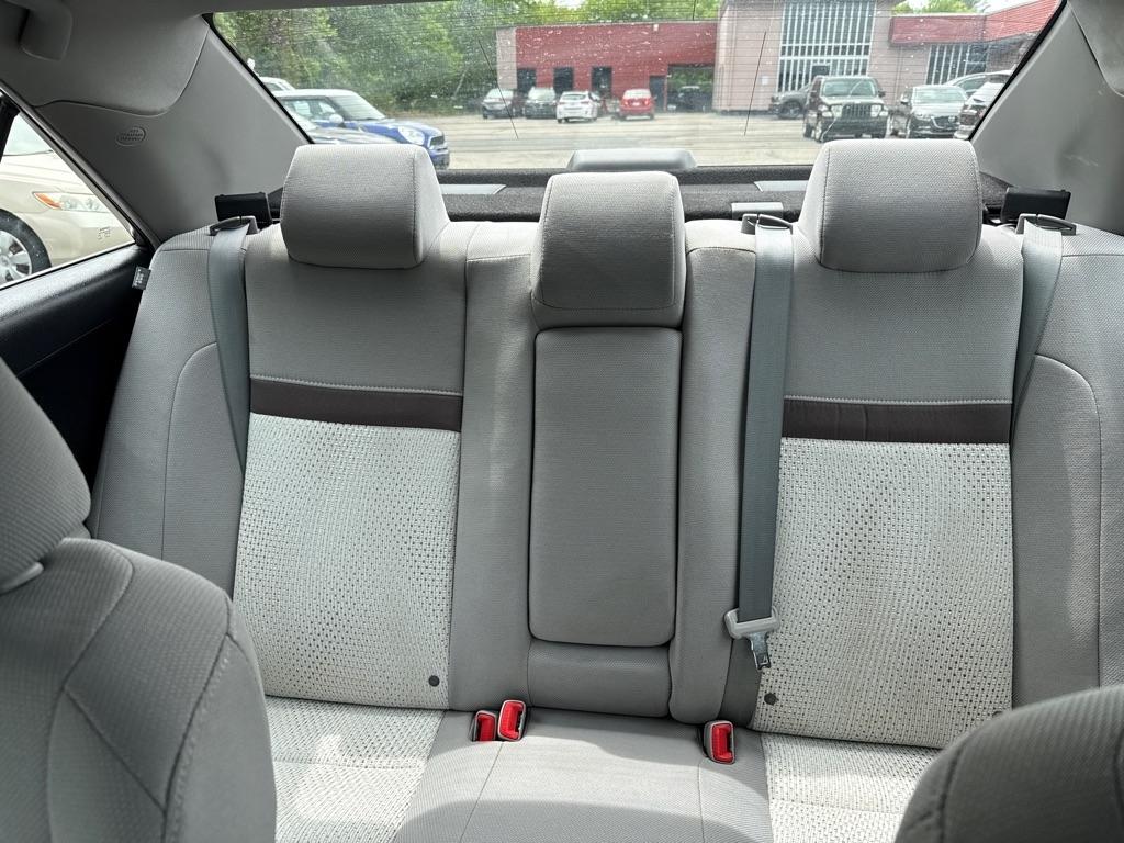 Toyota Camry LE Auto (Natl) 2014