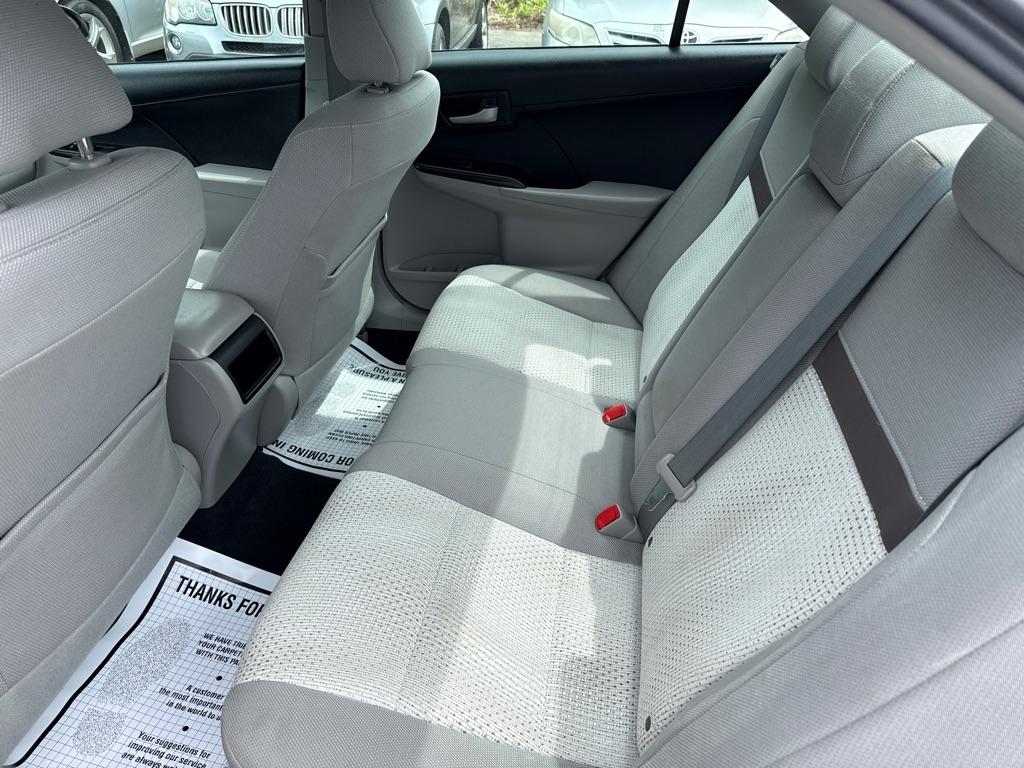 Toyota Camry LE Auto (Natl) 2014