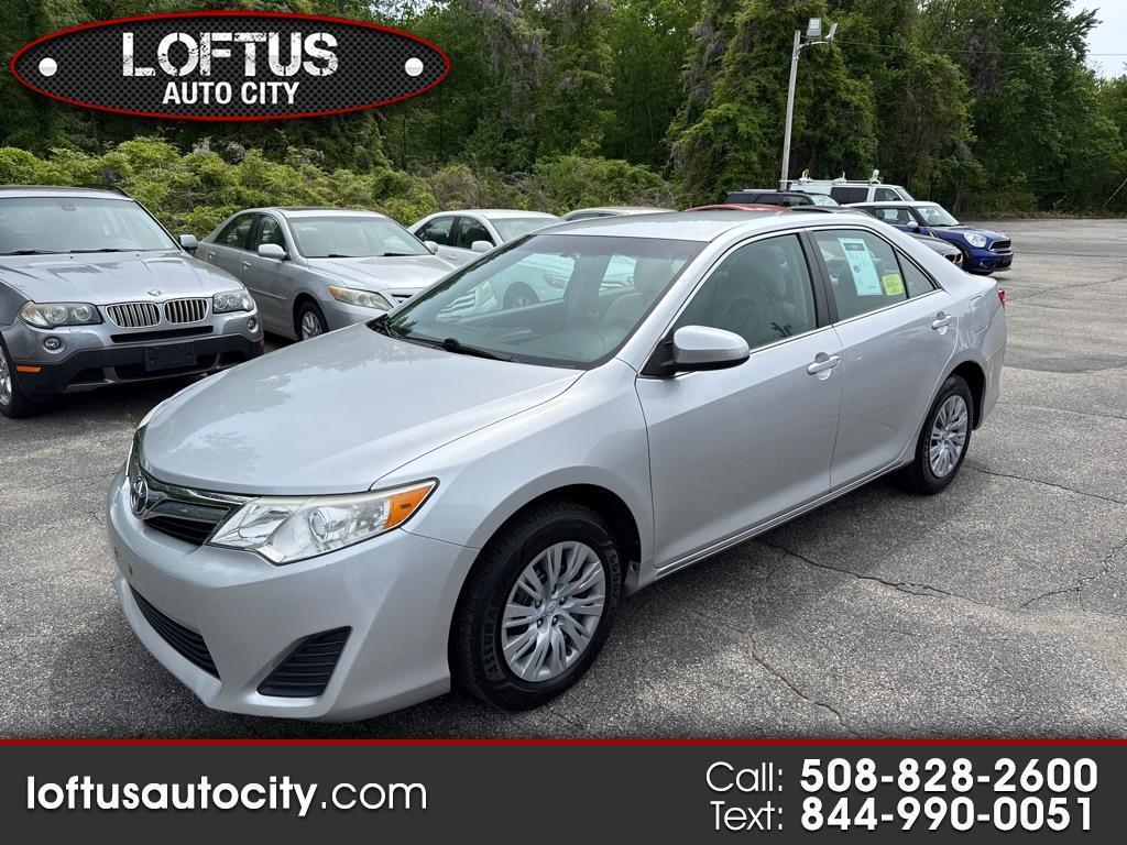 Toyota Camry LE Auto (Natl) 2014