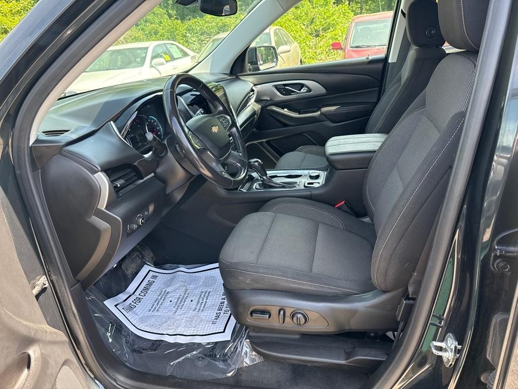 Chevrolet Traverse LT 4D SUV AWD 2019