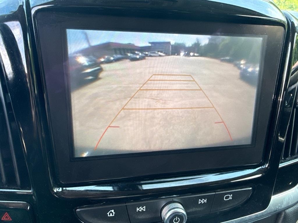 Chevrolet Traverse LT 4D SUV AWD 2019