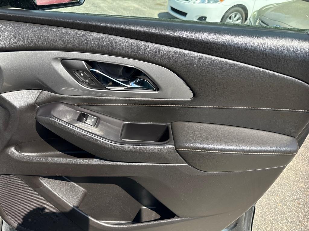 Chevrolet Traverse LT 4D SUV AWD 2019