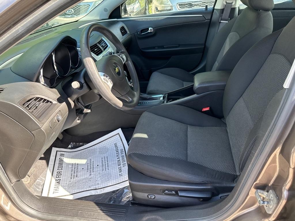 Chevrolet Malibu 1LT 2012
