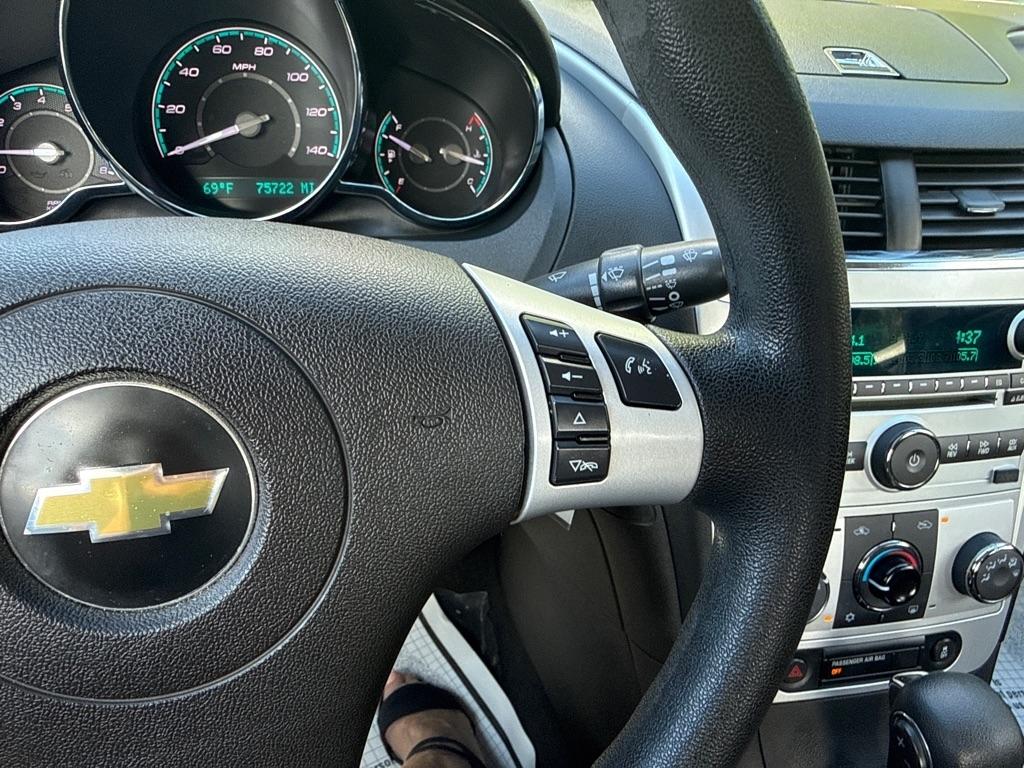 Chevrolet Malibu 1LT 2012