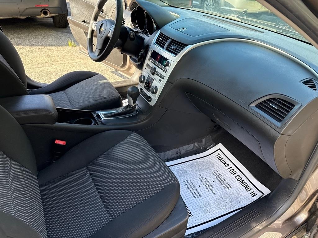 Chevrolet Malibu 1LT 2012