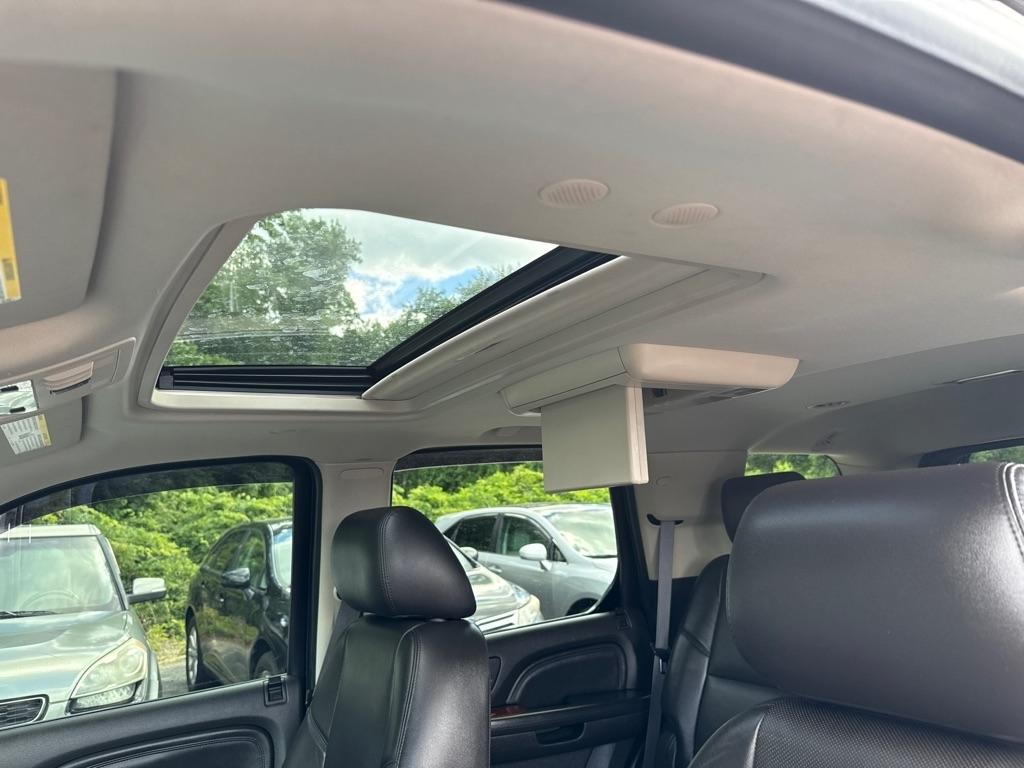 Cadillac Escalade Premium AWD 2014