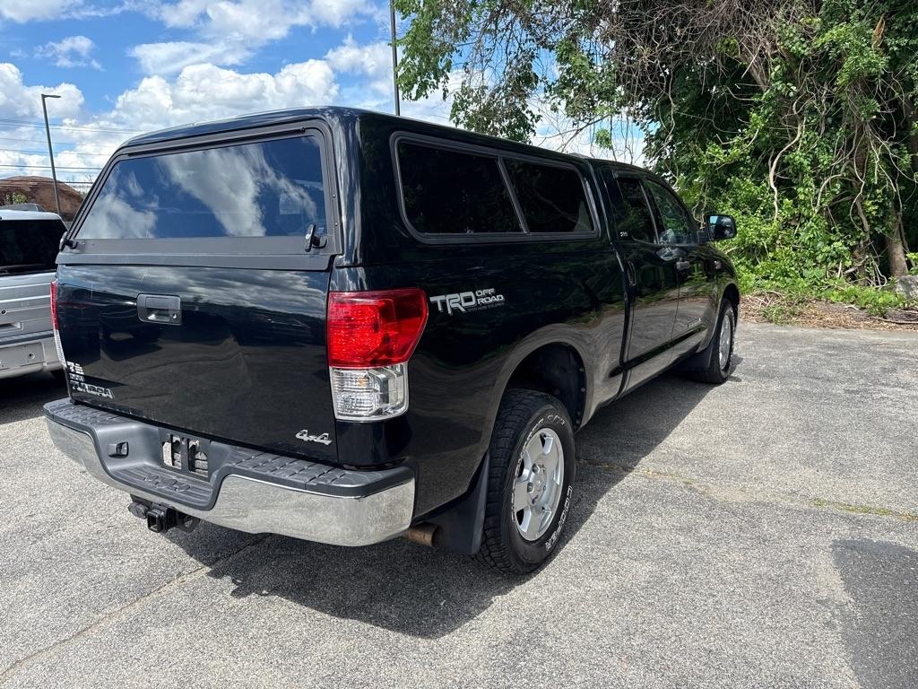 Toyota Tundra Tundra-Grade 5.7L Double Cab 4WD 2011
