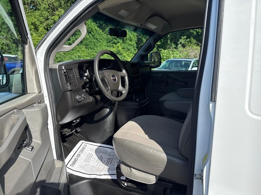 GMC Savana G2500 Cargo 2023
