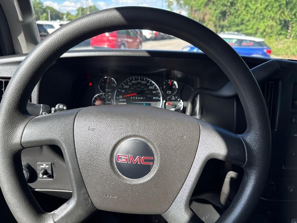 GMC Savana G2500 Cargo 2023