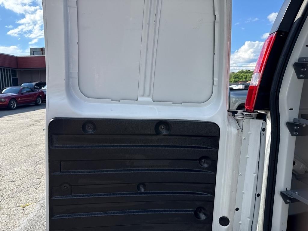 GMC Savana G2500 Cargo 2023