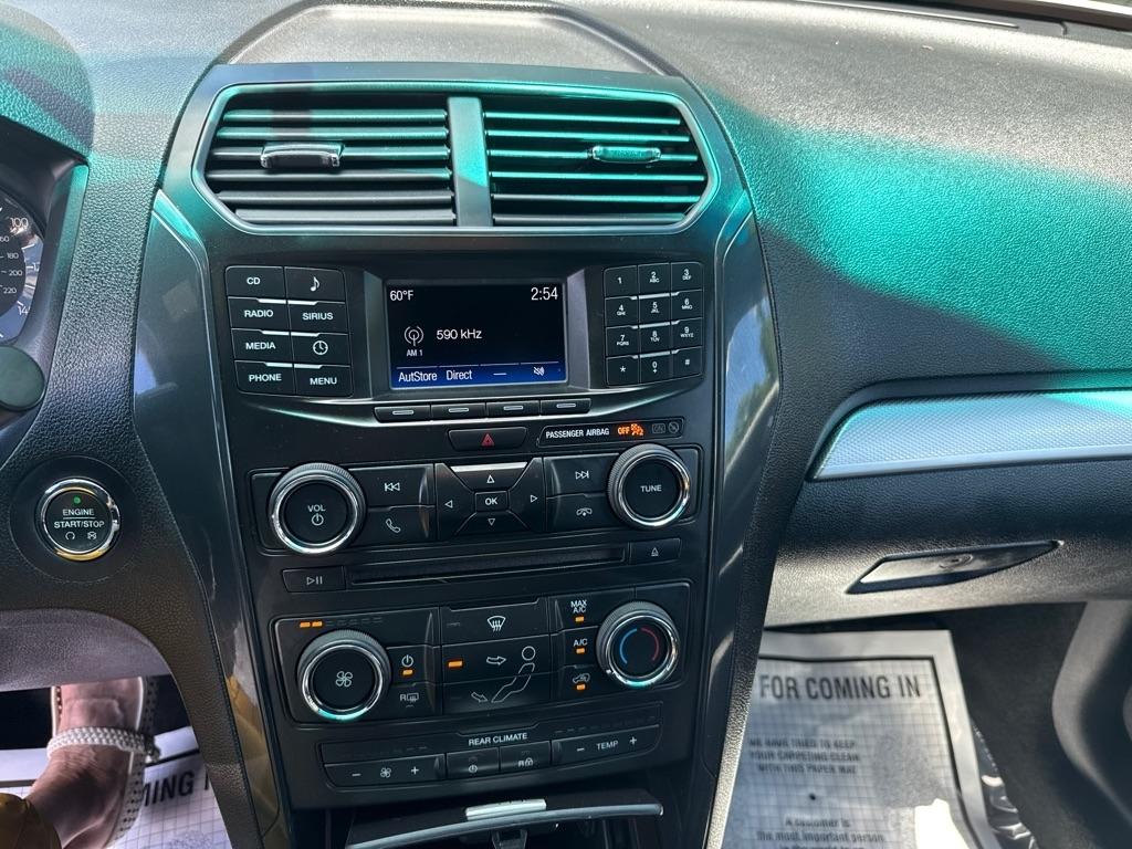 Ford Explorer XLT 4WD 2017