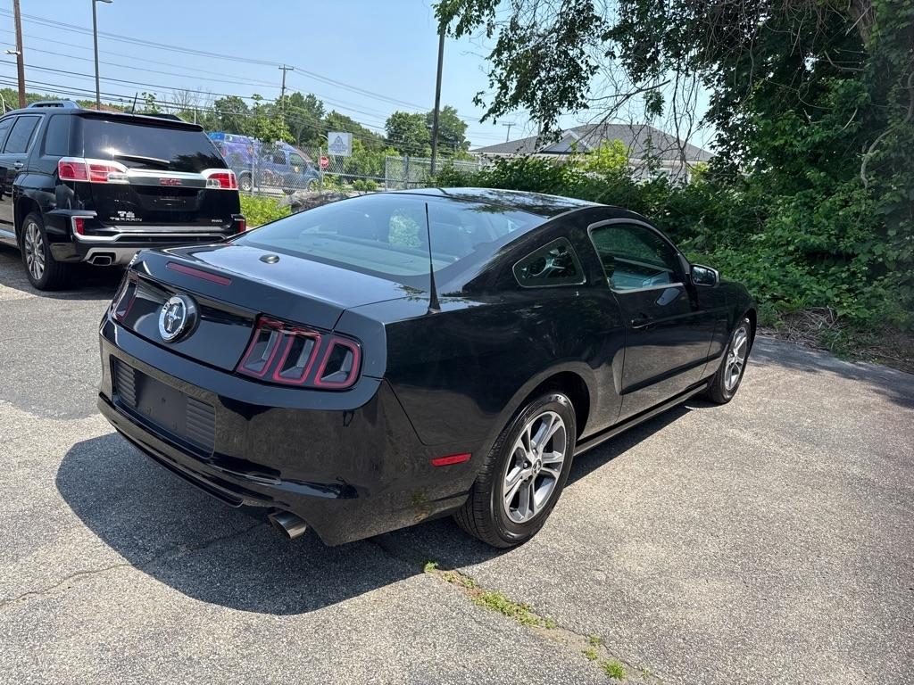 Ford Mustang V6 Premium Coupe 2014
