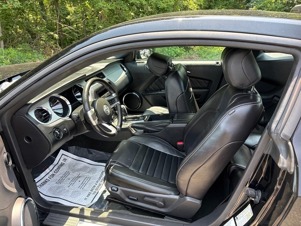 Ford Mustang V6 Premium Coupe 2014
