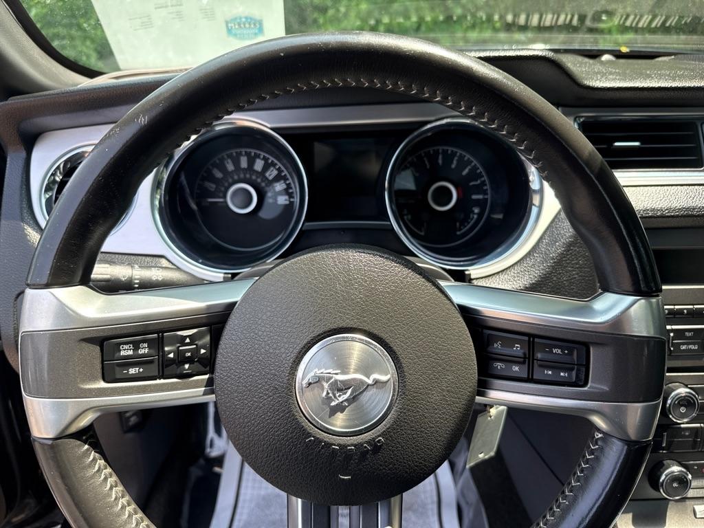 Ford Mustang V6 Premium Coupe 2014
