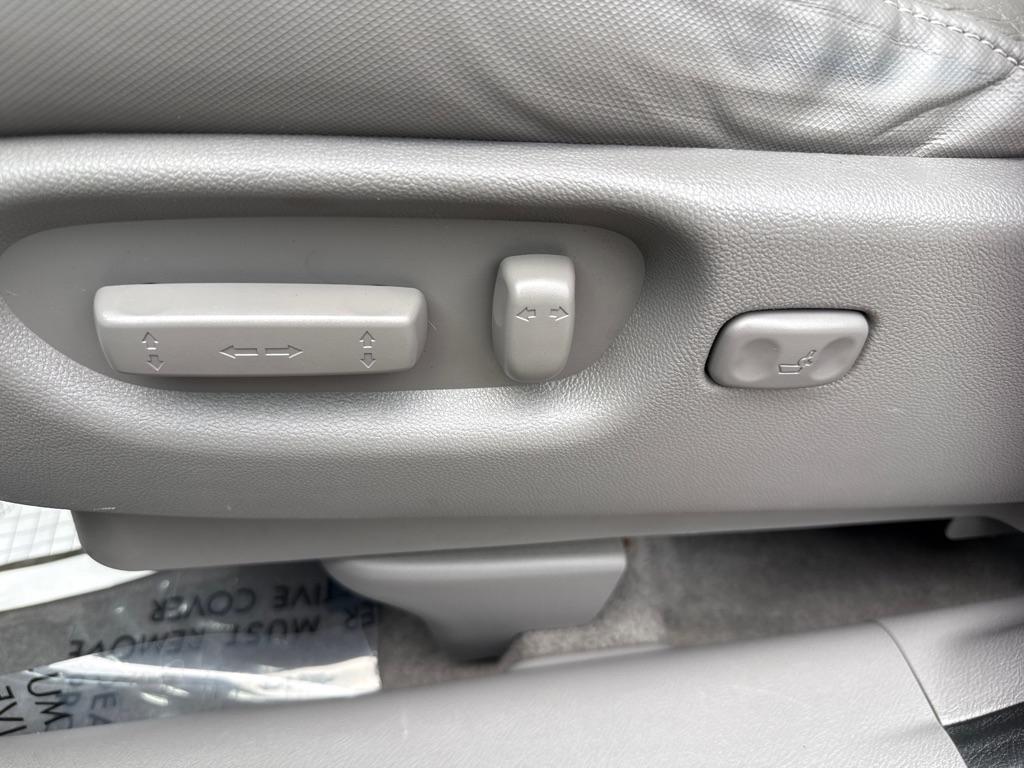 Honda CR-V EX-L 4WD 5-Speed AT 2011