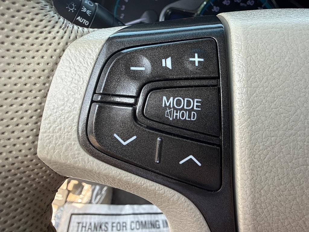 Toyota Sienna Limited AWD 7-Passenger V6 2014