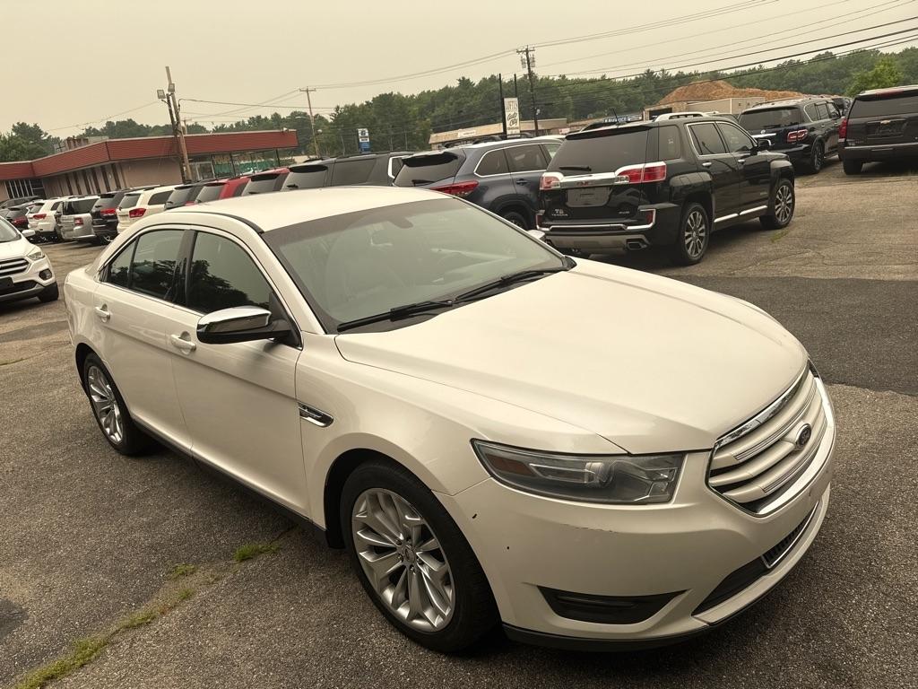 Ford Taurus Limited 4D Sedan 2014