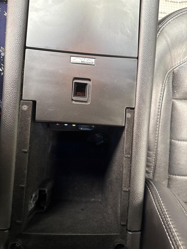 Ford Taurus Limited 4D Sedan 2014